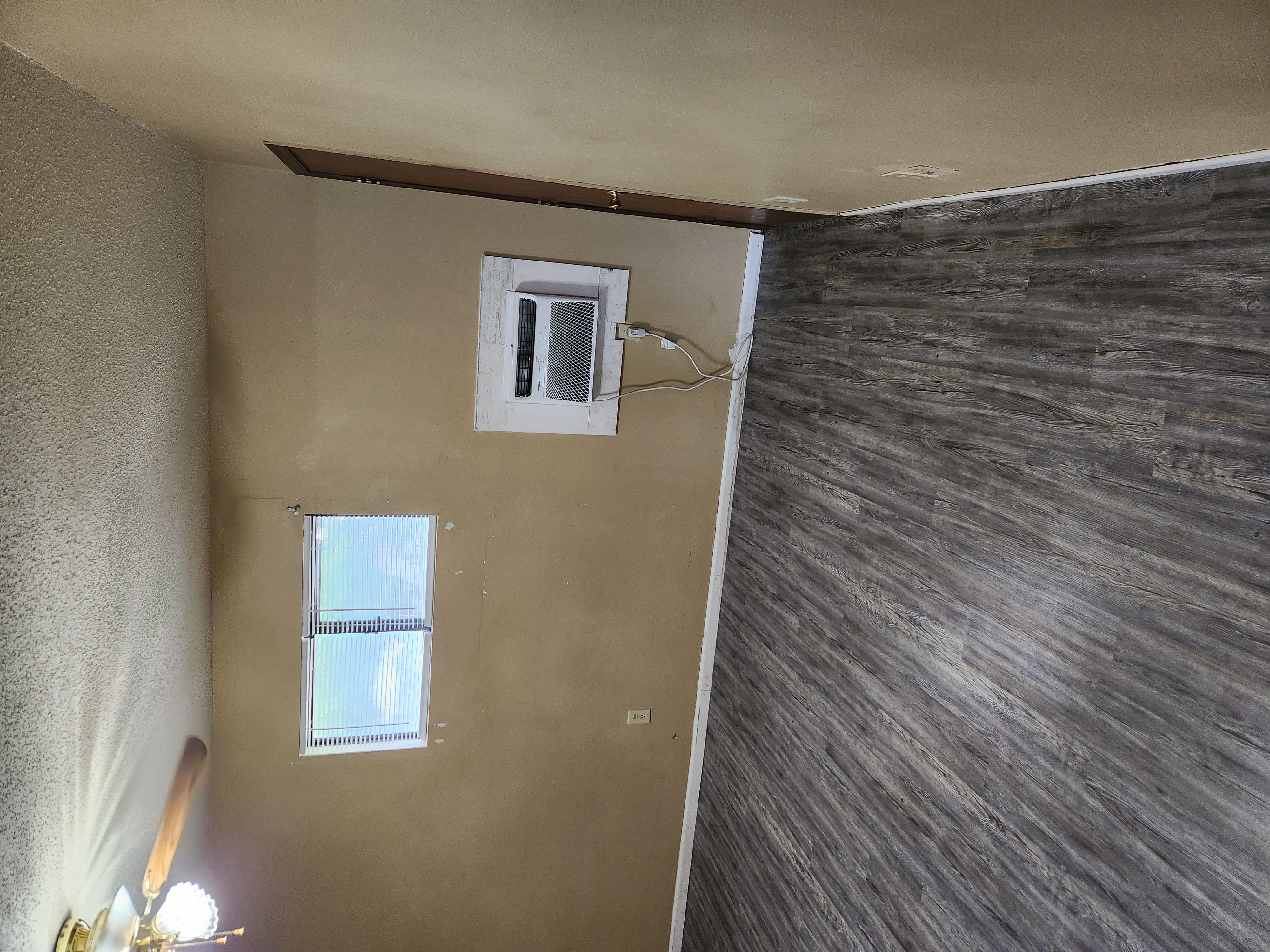 Glendale unit 2 Walkthroughmay 31st 2024 4.jpg